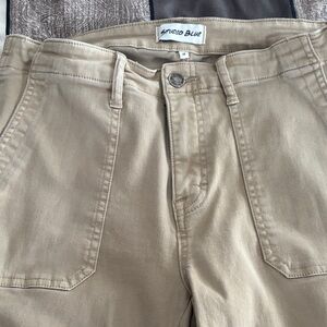 Studio Blue Women's Tan Cropped Pants